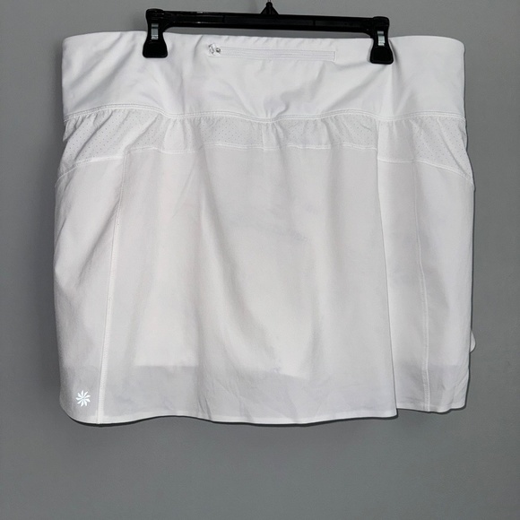 EUC Athleta Run With It Skort White Size 2X - Picture 8 of 9